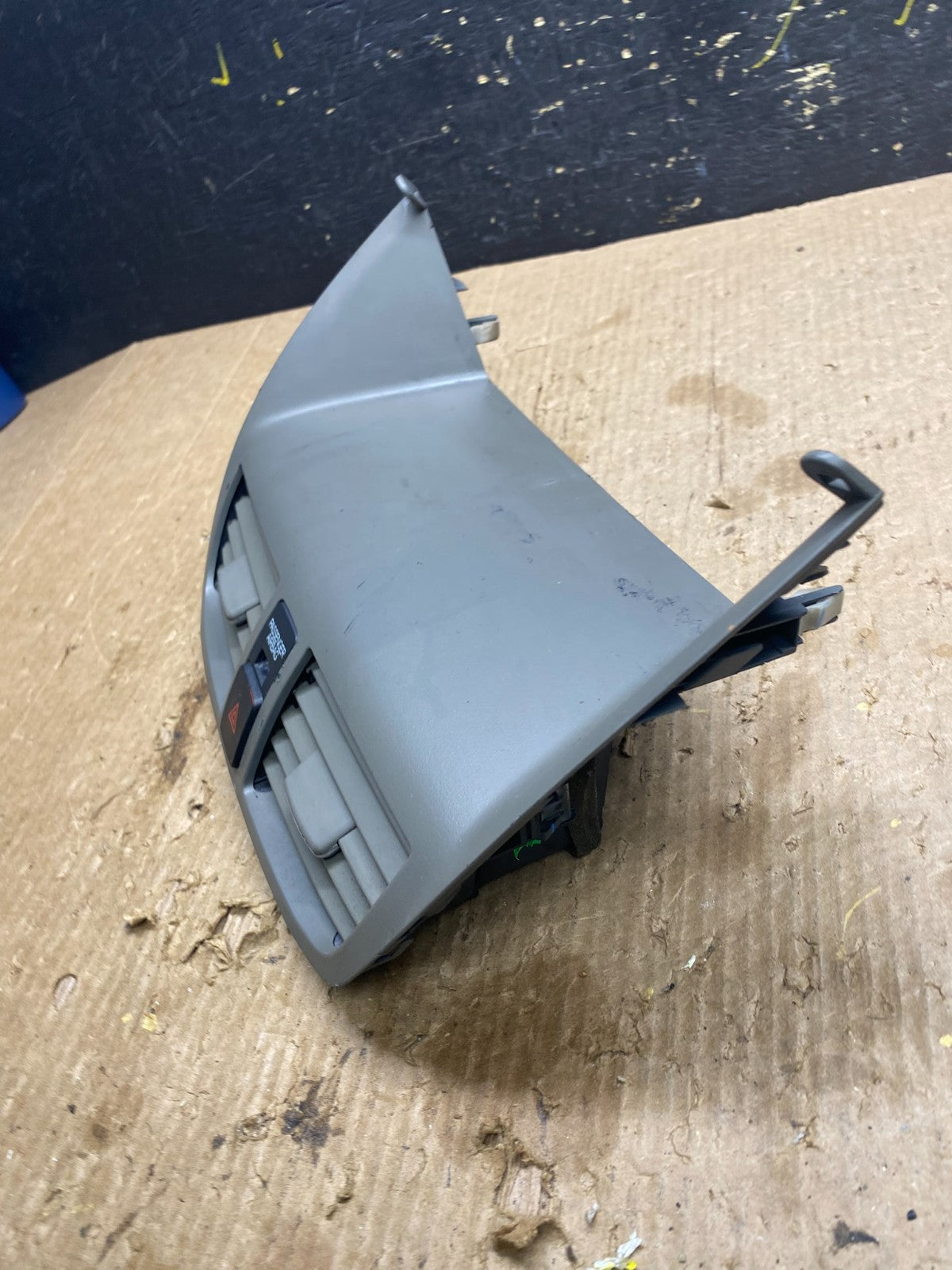 2007 2008 2009 Acura Mdx Center Console Upper Air Vent Hazard Trim OEM z7317 DG3