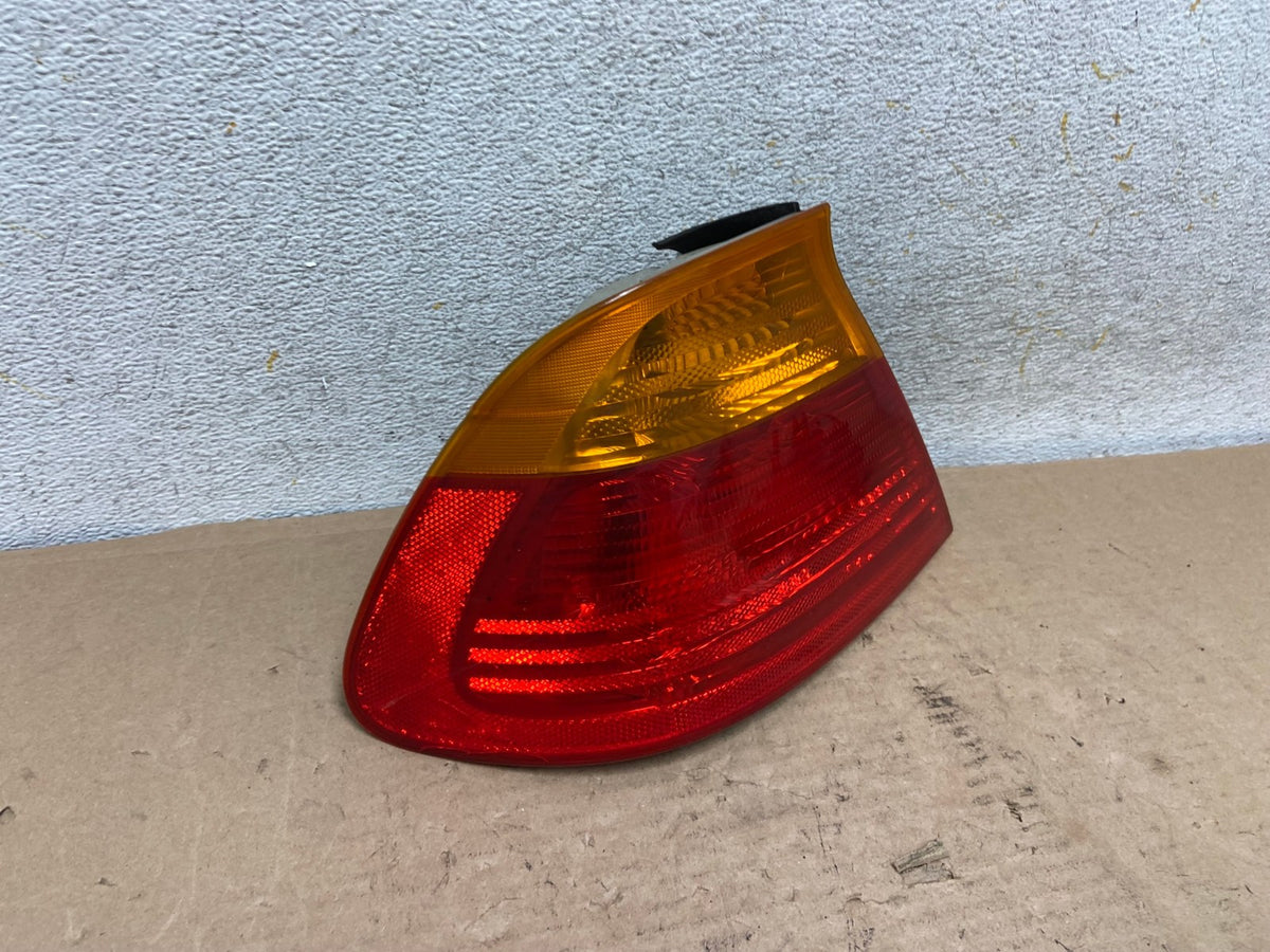 1999-2001 Bmw 3 E46 325i 328i 330i Coupe Right Passenger Tail Light AI0915 LK2
