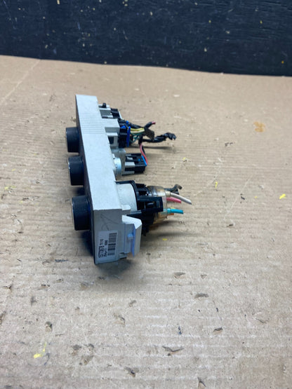 2008-2010 Chevrolet Express 1500 2500 3500 Climate Control Panel Q9725 DG2