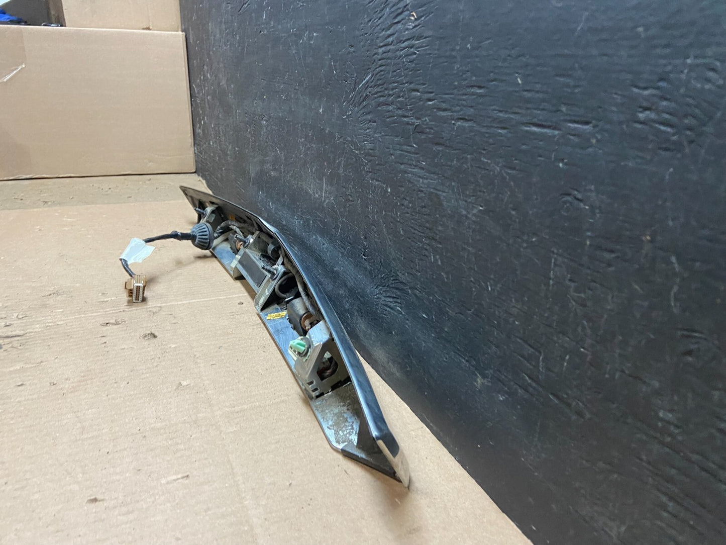 2010-2015 Cadillac SRX Rear Liftgate Tailgate Finish Molding W/ Camera F3389 DG18