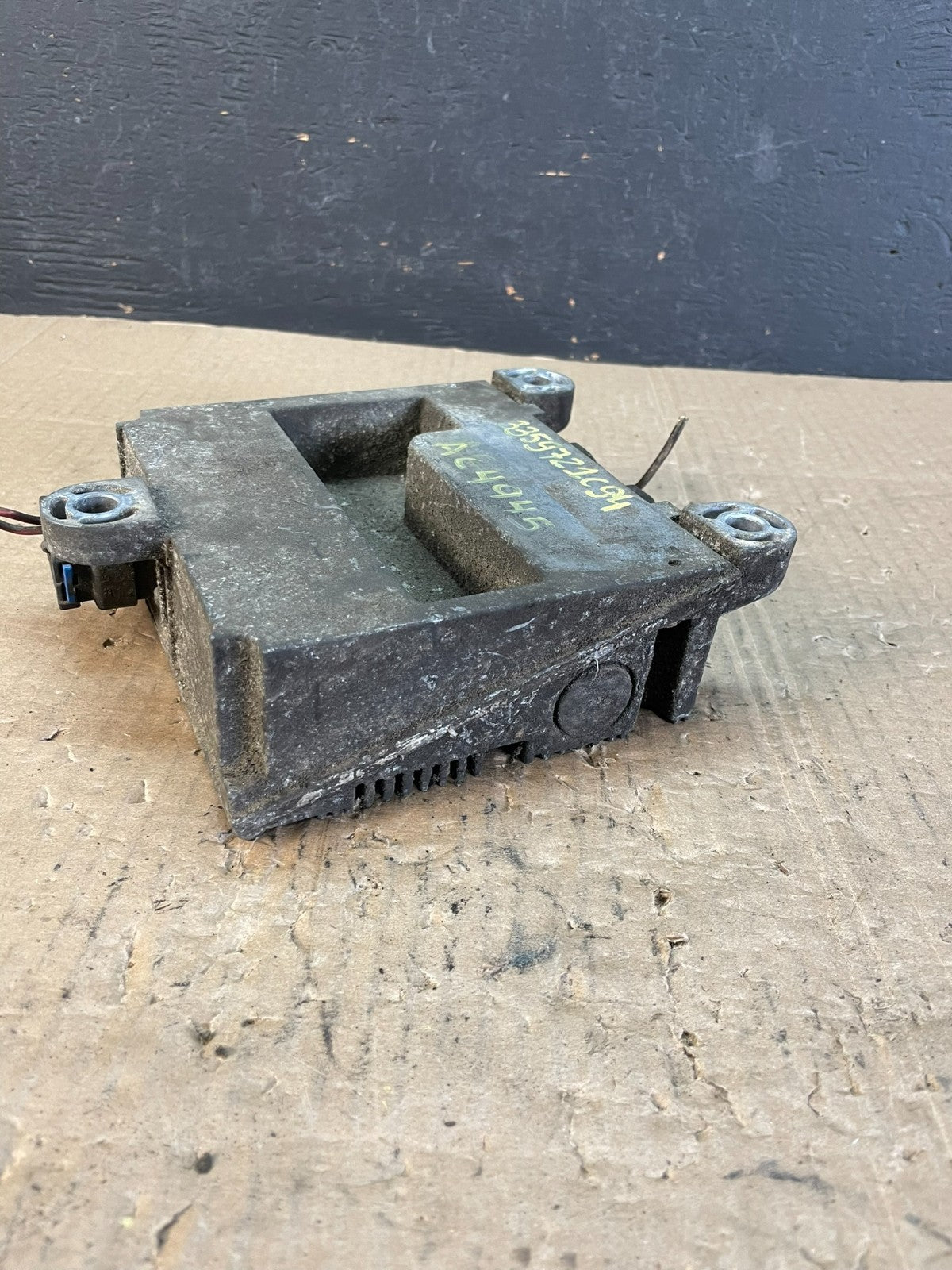 International Chassis Control Module 3559721C94 Pollak P/N 32231-301 AC4945 DG4