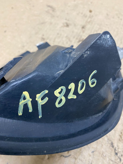 2000 to 2004 Toyota Tundra Right Passenger RH Side Turn Signal Light AF8206 DW7