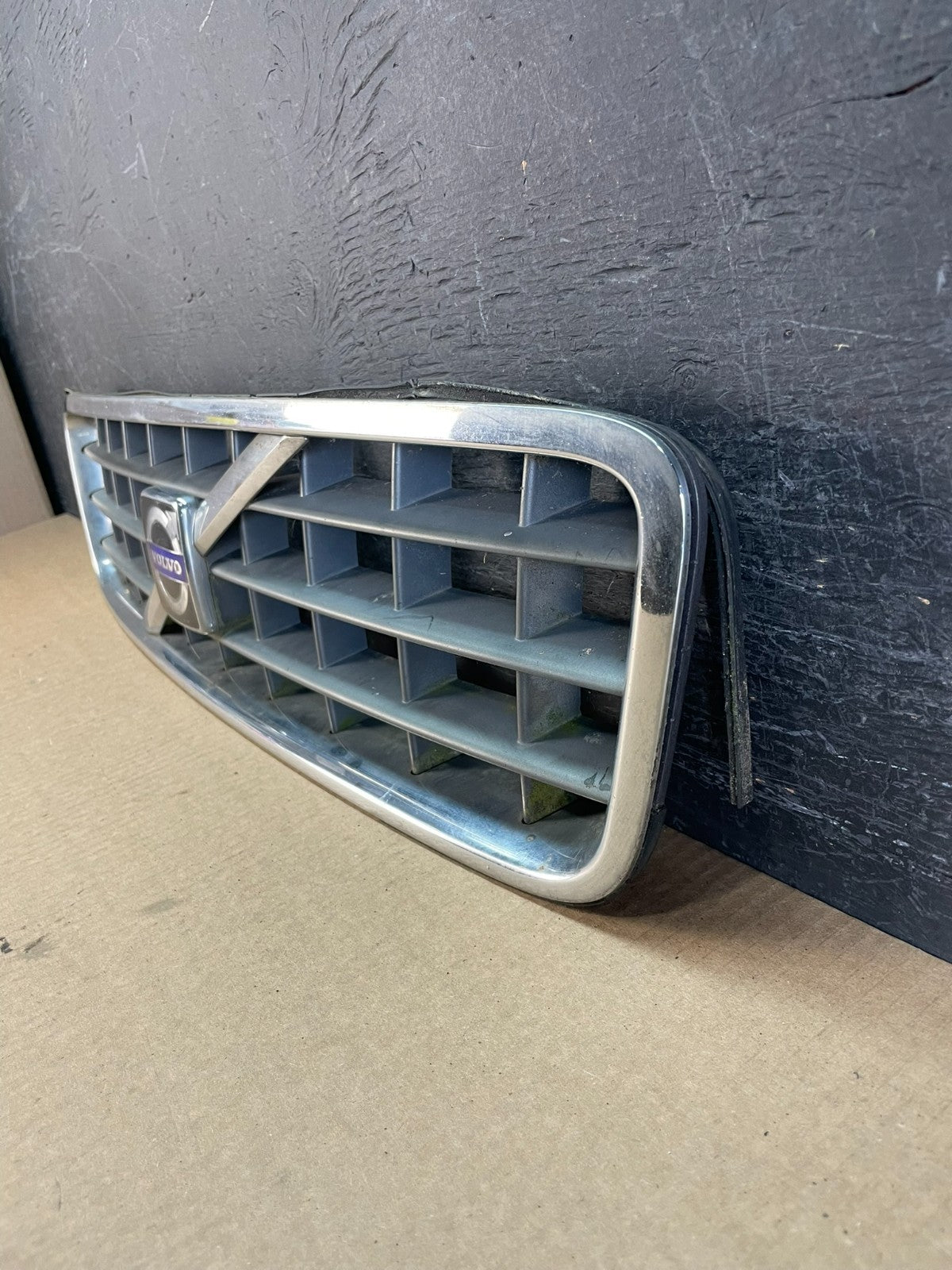 2003 to 2013 Volvo XC90 Front Upper Grill Grille AF3706 DG1
