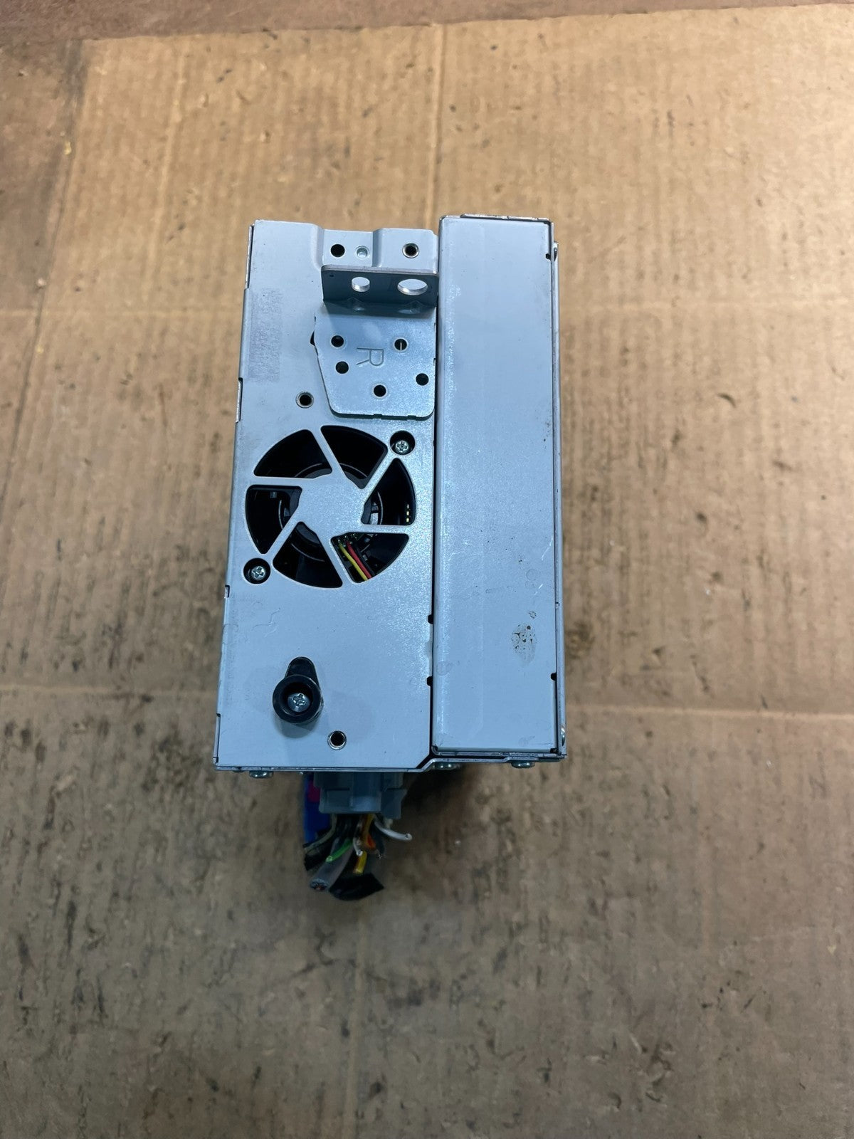 2010 to 2012 Jaguar XJ XJL Radio GPS Information Receiver OEM Y7400  DG1
