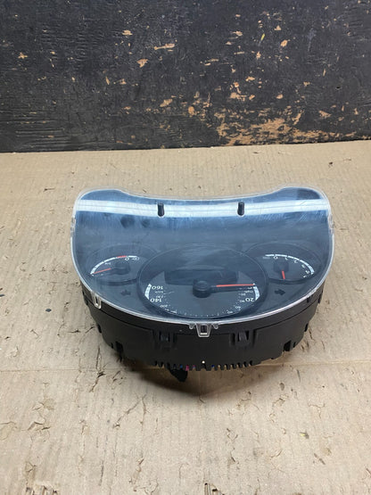 2013 to 2017 Volkswagen Beetle Dashboard Speedometer Cluster Gauge X8093 DG1