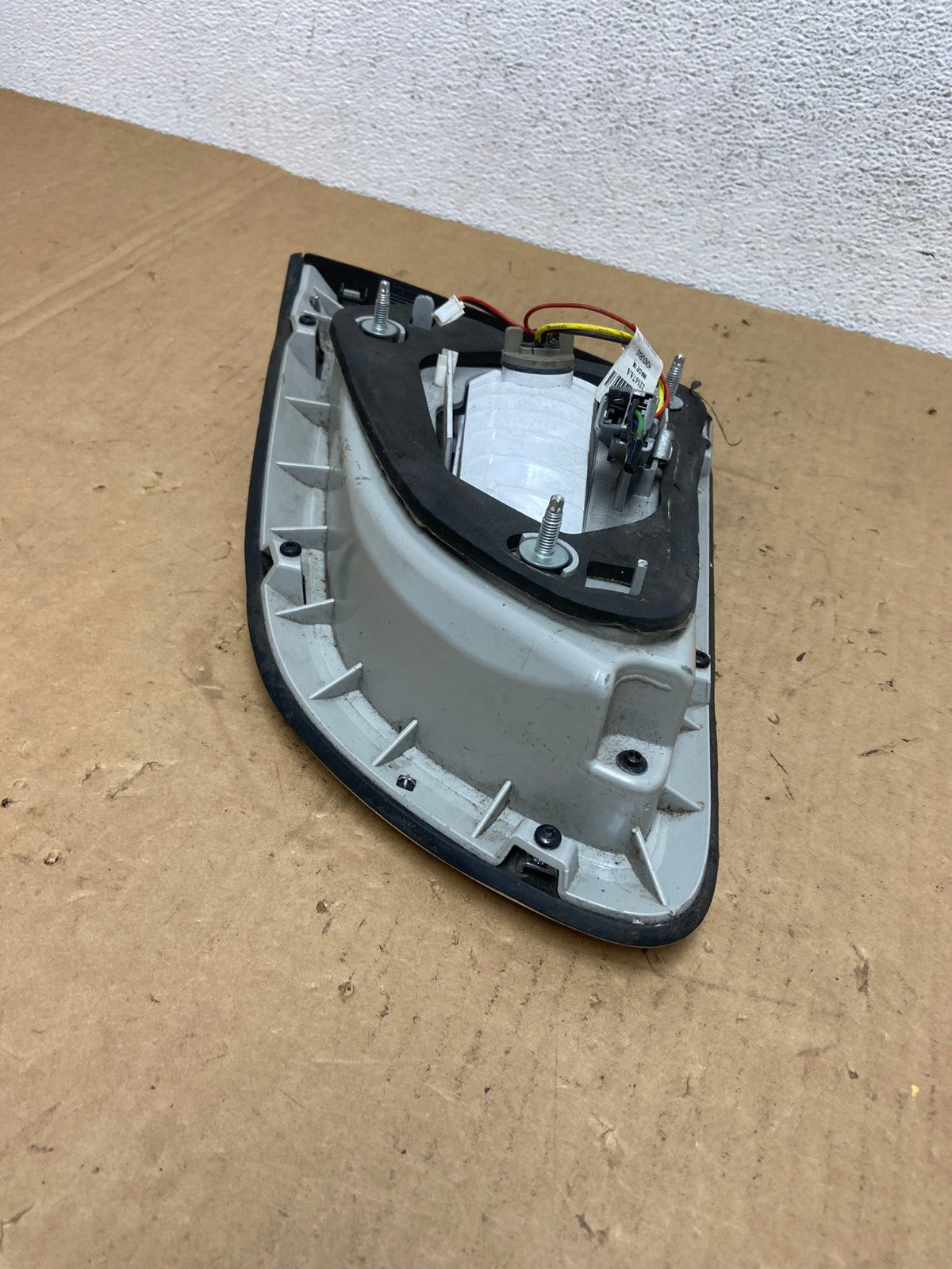 2013 to 2017 Buick Enclave Left Driver LH Inner Outer Tail Light AD2846 LK6