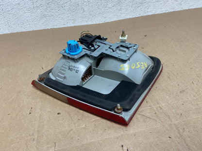 2000-2002 Mercedes-Benz E-Class E320 Wagon Right Inner Tail Light AE5065 LK4
