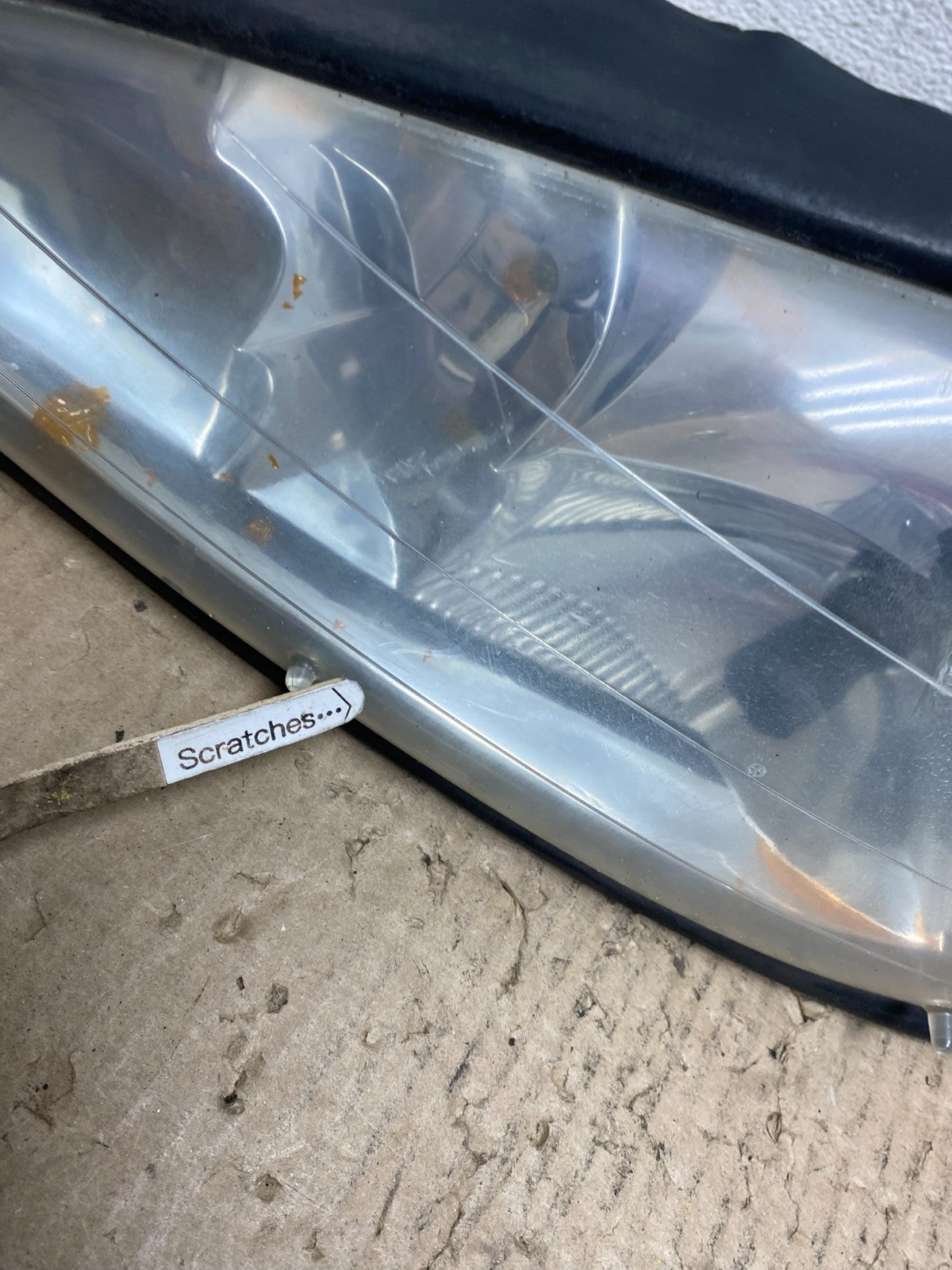 1999 to 2005 Pontiac Grand Am Left Driver LH Headlight AF2920 DW3
