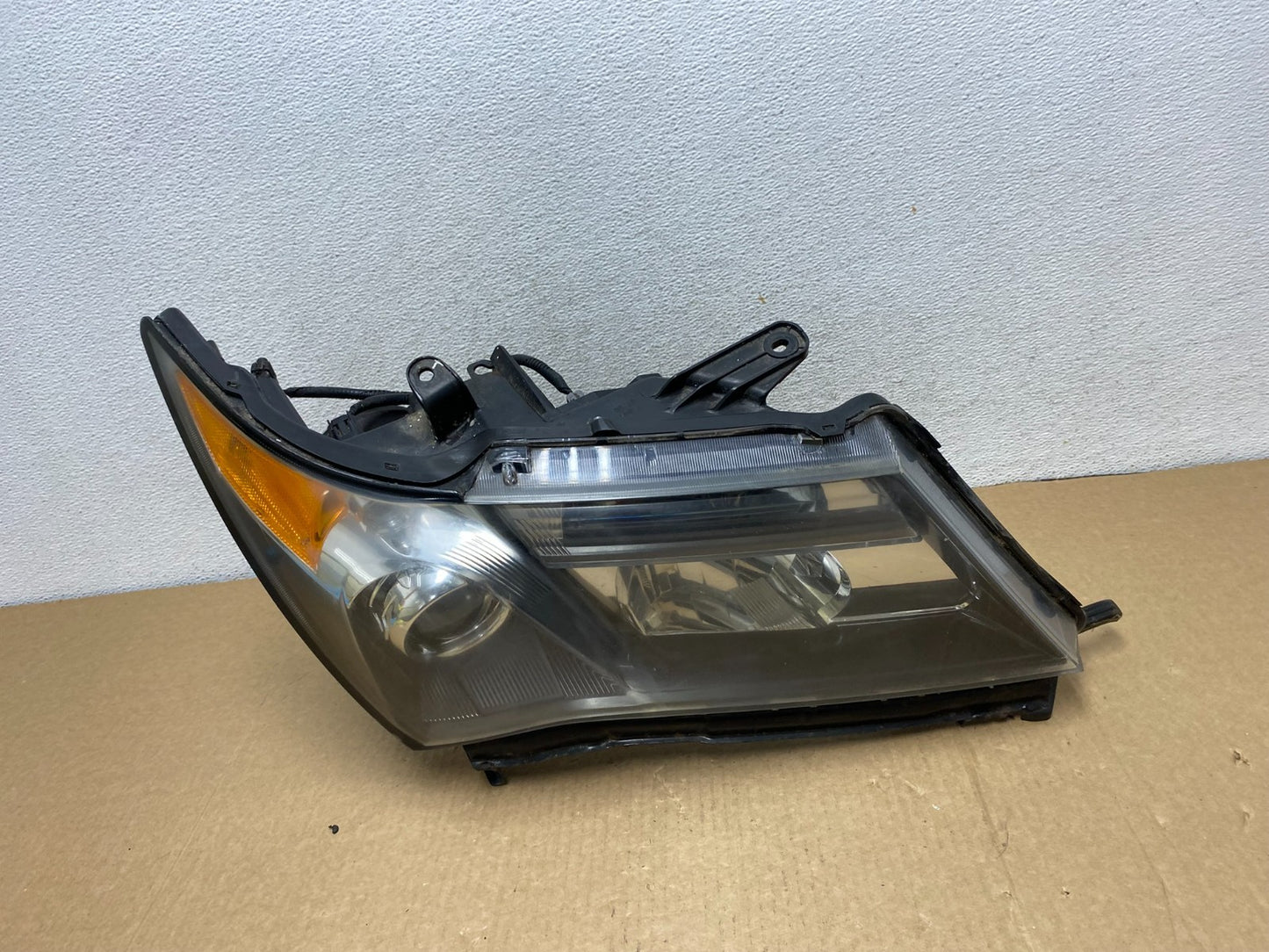 2007 2008 2009 Acura MDX Headlight Xenon HID Right Passenger RH AG2006 DW0