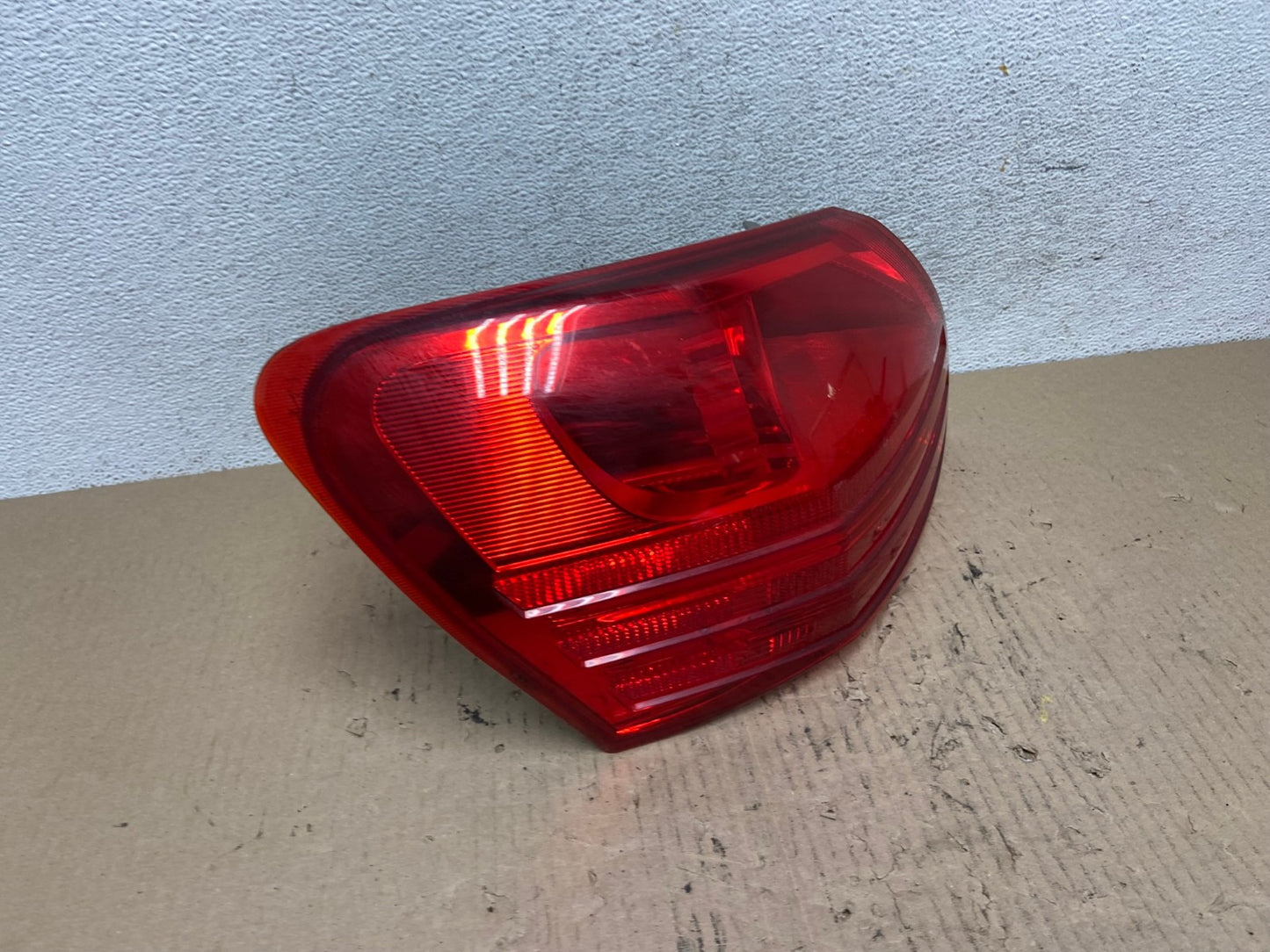 2008 to 2015 Nissan Rogue Left Driver Lh Side Tail Light AF5914 LK2
