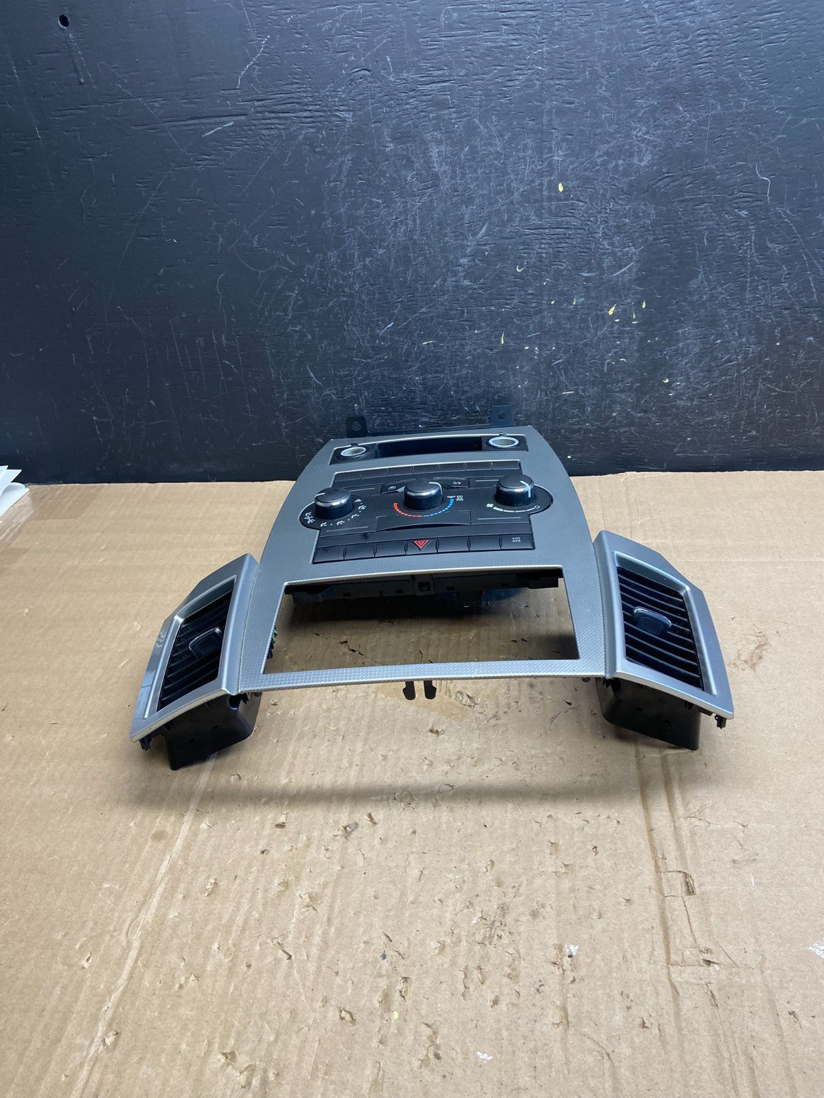 2008 to 2010 Jeep Grand Cherokee Center A/C Heater Climate Control AD1748 DG3