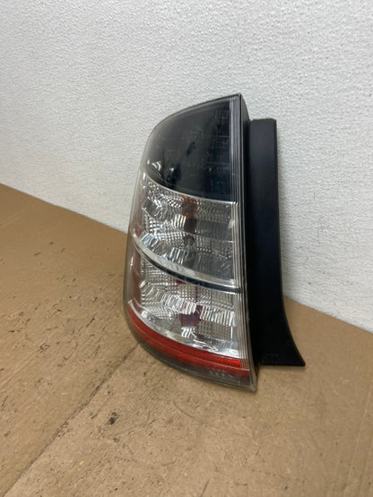 2004 2005 Toyota Prius Tail Light Left Driver Lh Side AC7188 LK1