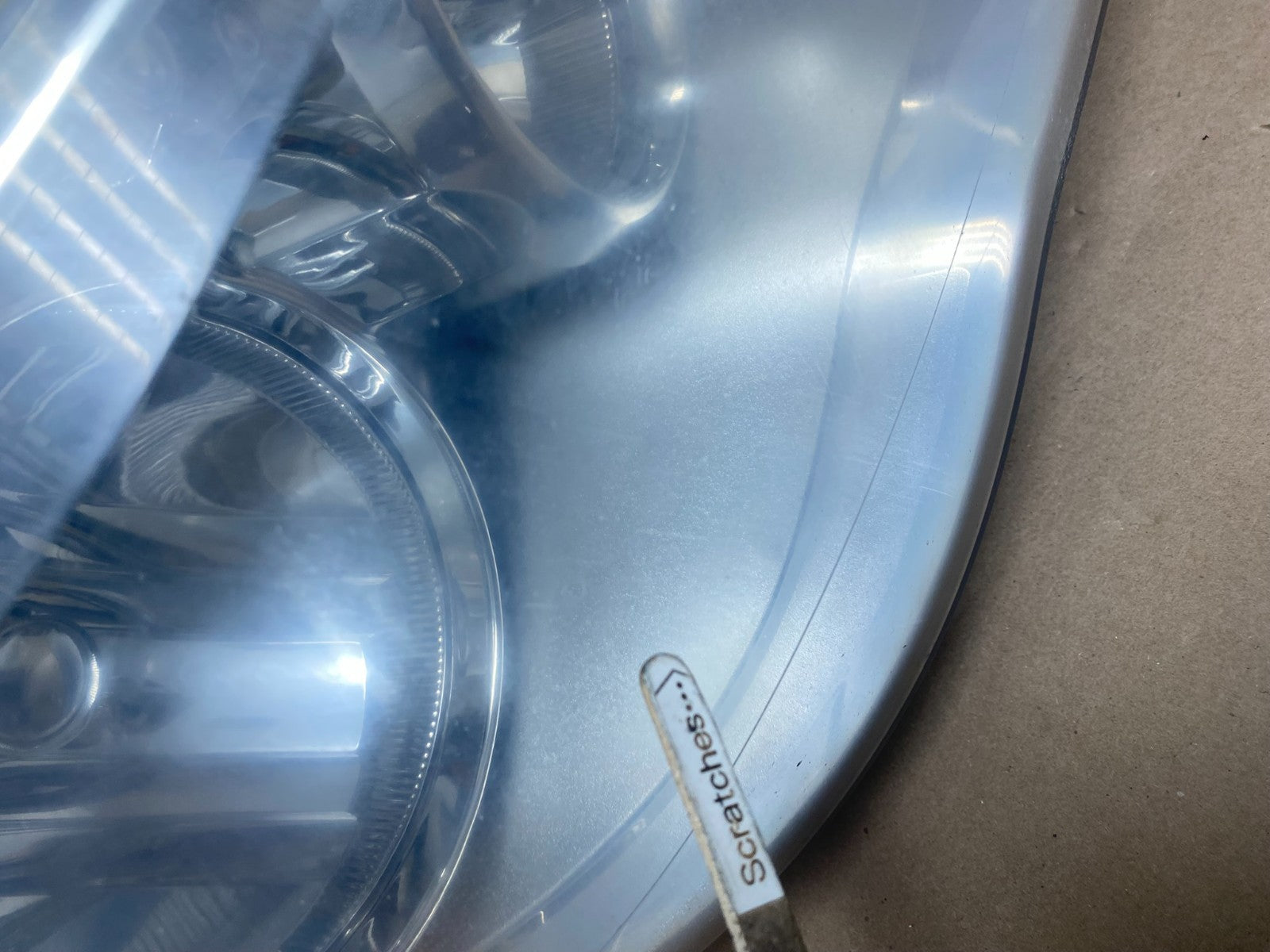 2008 to 2016 Chrysler Town and Country Left+Right Side Headlights AG5717 DW3