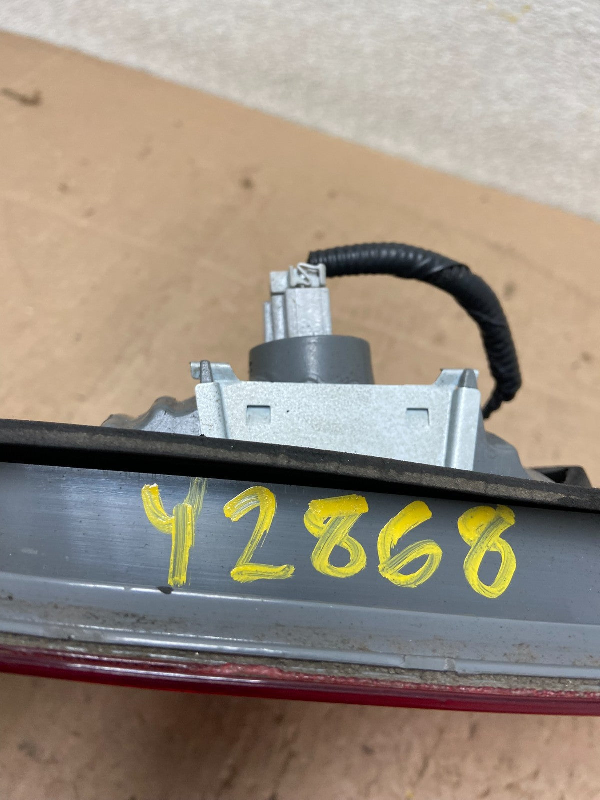 2005 2006 2007 Honda Odyssey Inner Left Driver Lh Tail Light Y2868 DW6