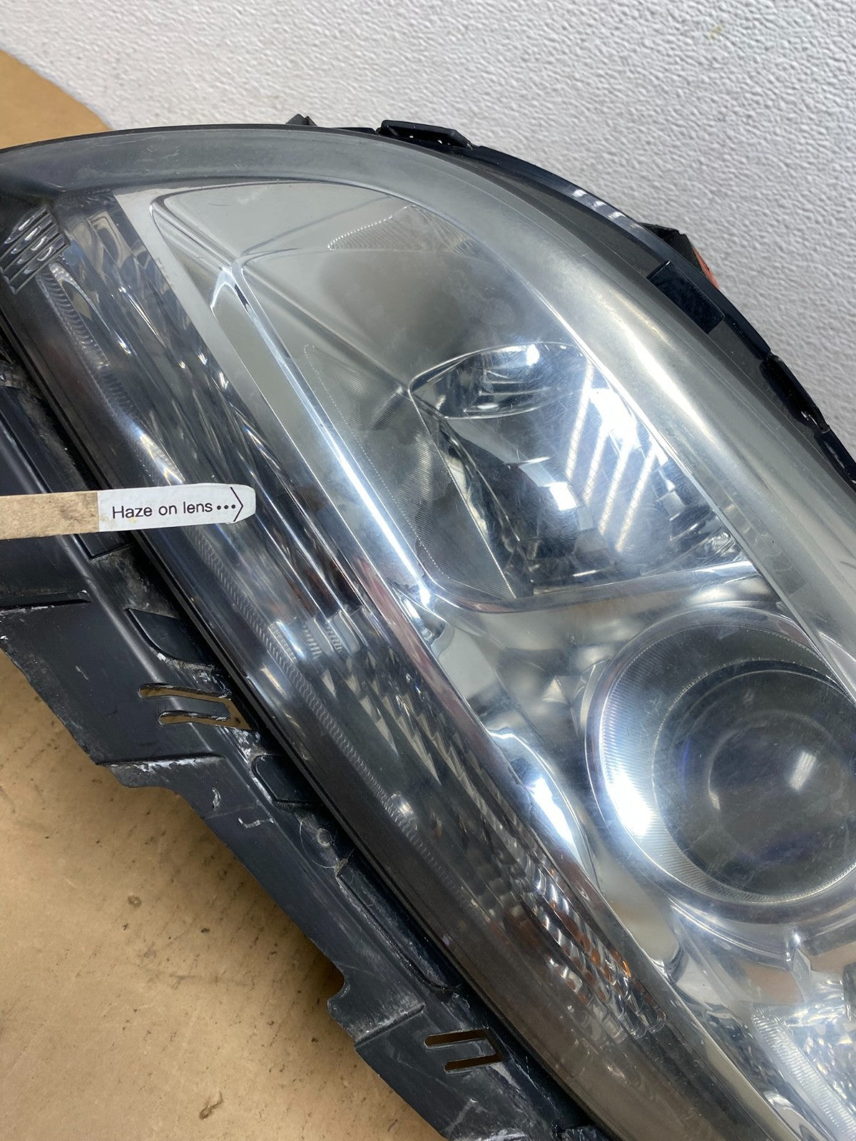 2013 2014 2015 Chevrolet Malibu Headlight Projector Left Driver Side AC84555