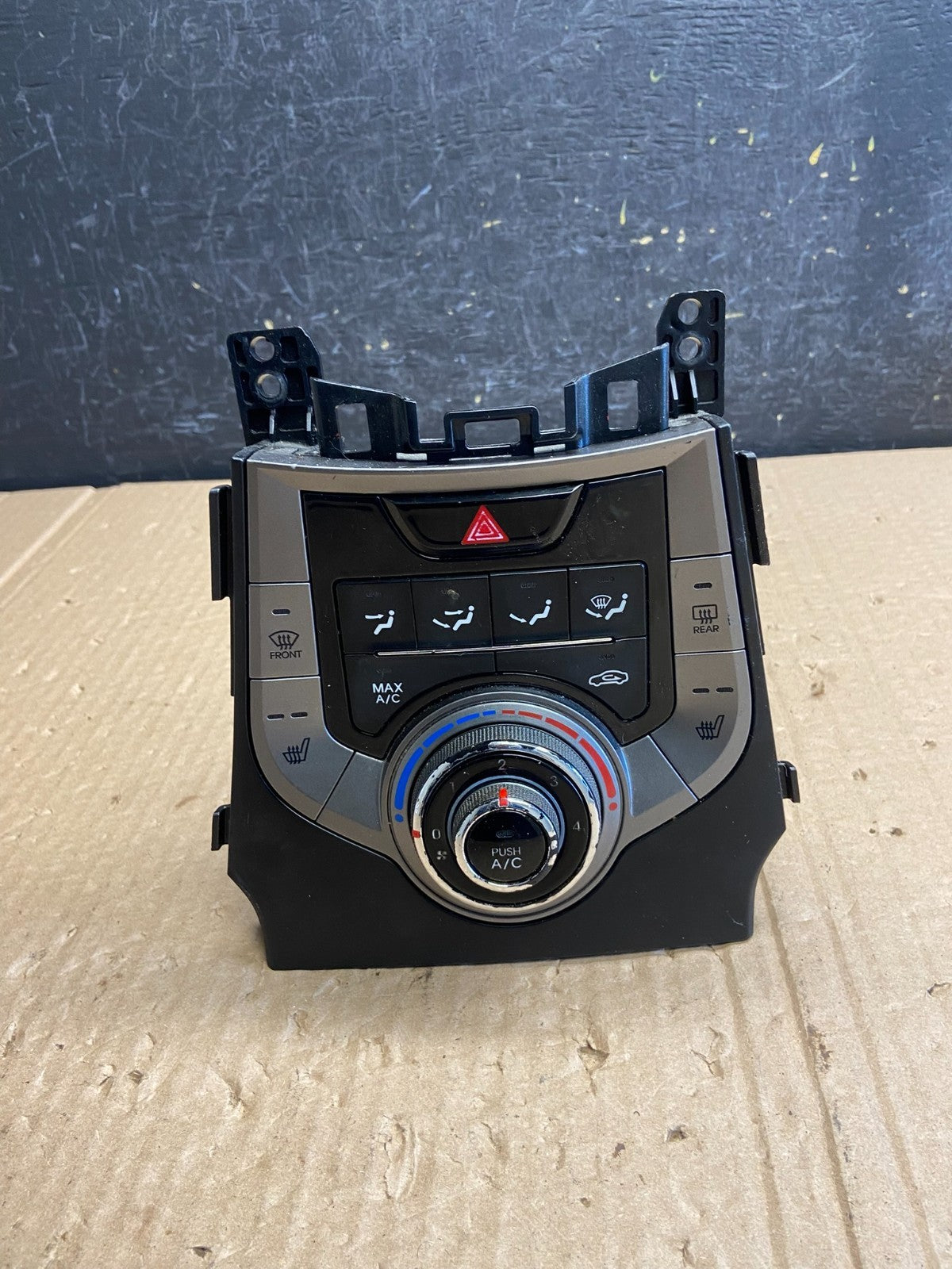 2011 - 2013 Hyundai Elantra Center Heater A/C AC Climate Control Panel AF6339 DG0