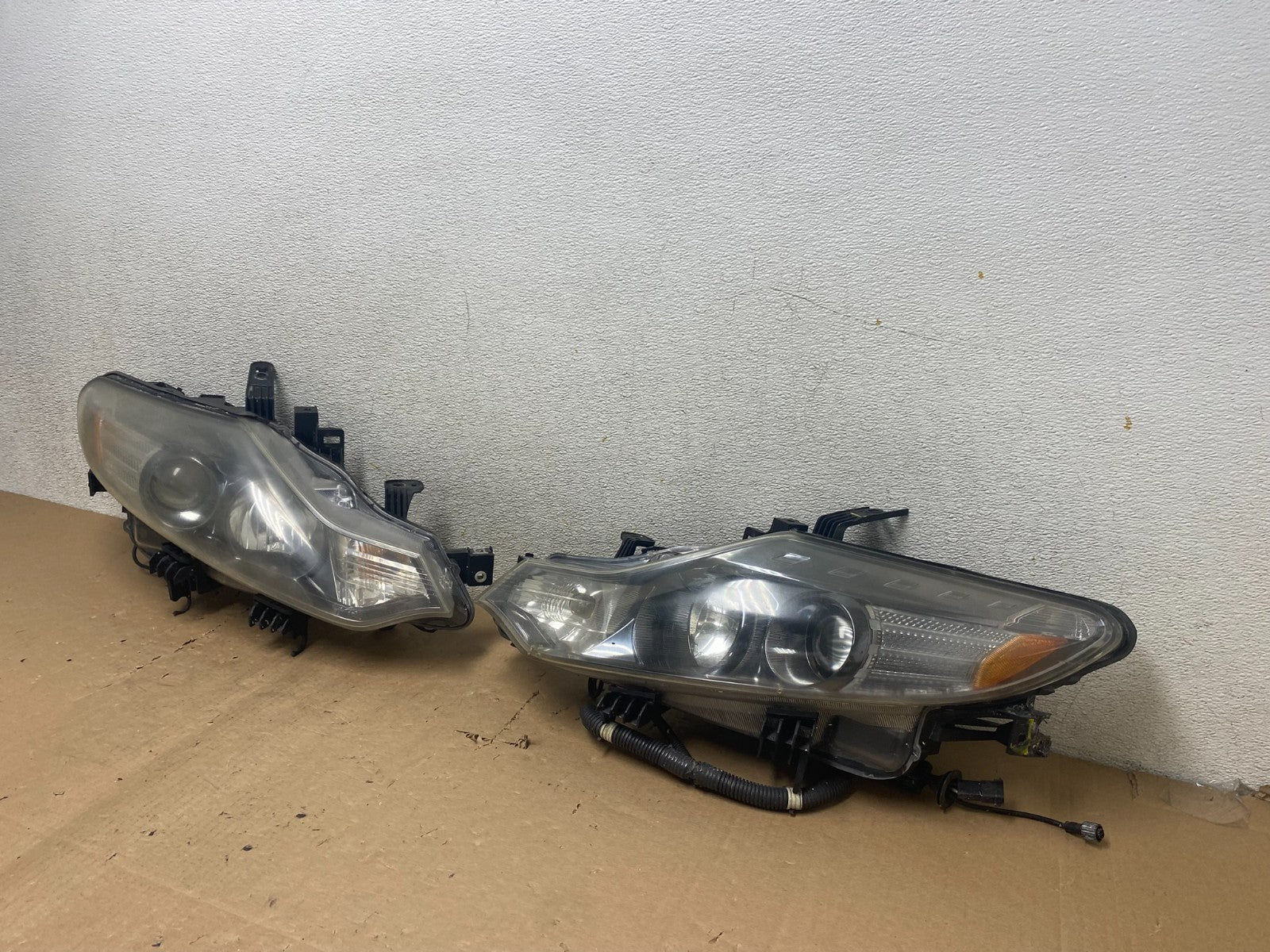 Halogen 2011 2012 2013 2014 Nissan Murano Headlights Left+Right Oem S0740 DW1