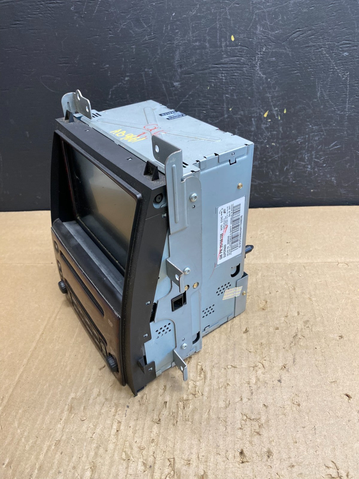 2007-2009 Cadillac Escalade Radio CD DVD GPS Navigation Screen Display AB9661 DG3