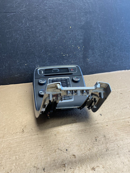 2011-2018 Volvo S60 Climate Control Radio Bezel Panel Trim AH5138 DG3