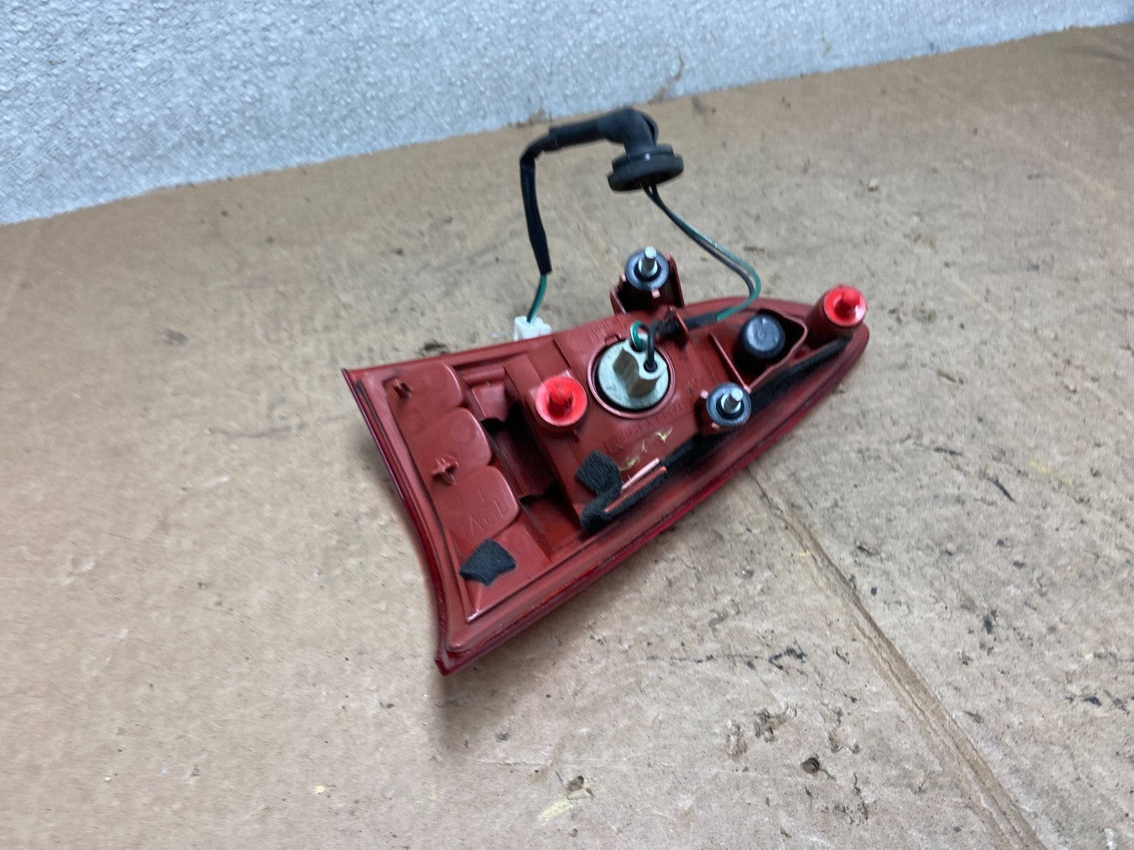2008-2012 Infiniti Ex35 Inner Left Driver LH Side Tail Light OEM AA4076 DW5