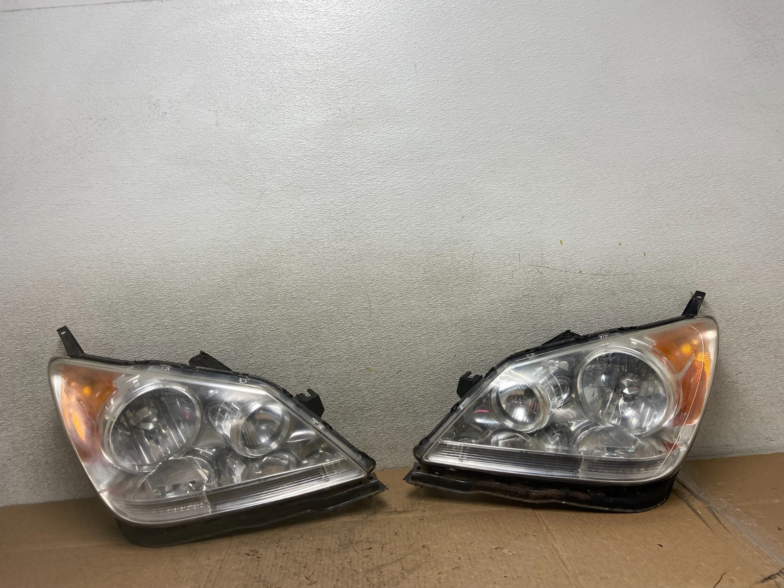 2005 - 2010 Honda Odyssey Left+Right Set Halogen Headlights Aftermarket Z1011 DG0