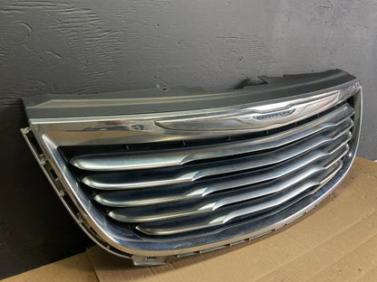 2011 to 2016 Chrysler Town & Country Front Upper Grill Grille Oem ab7621 DG1