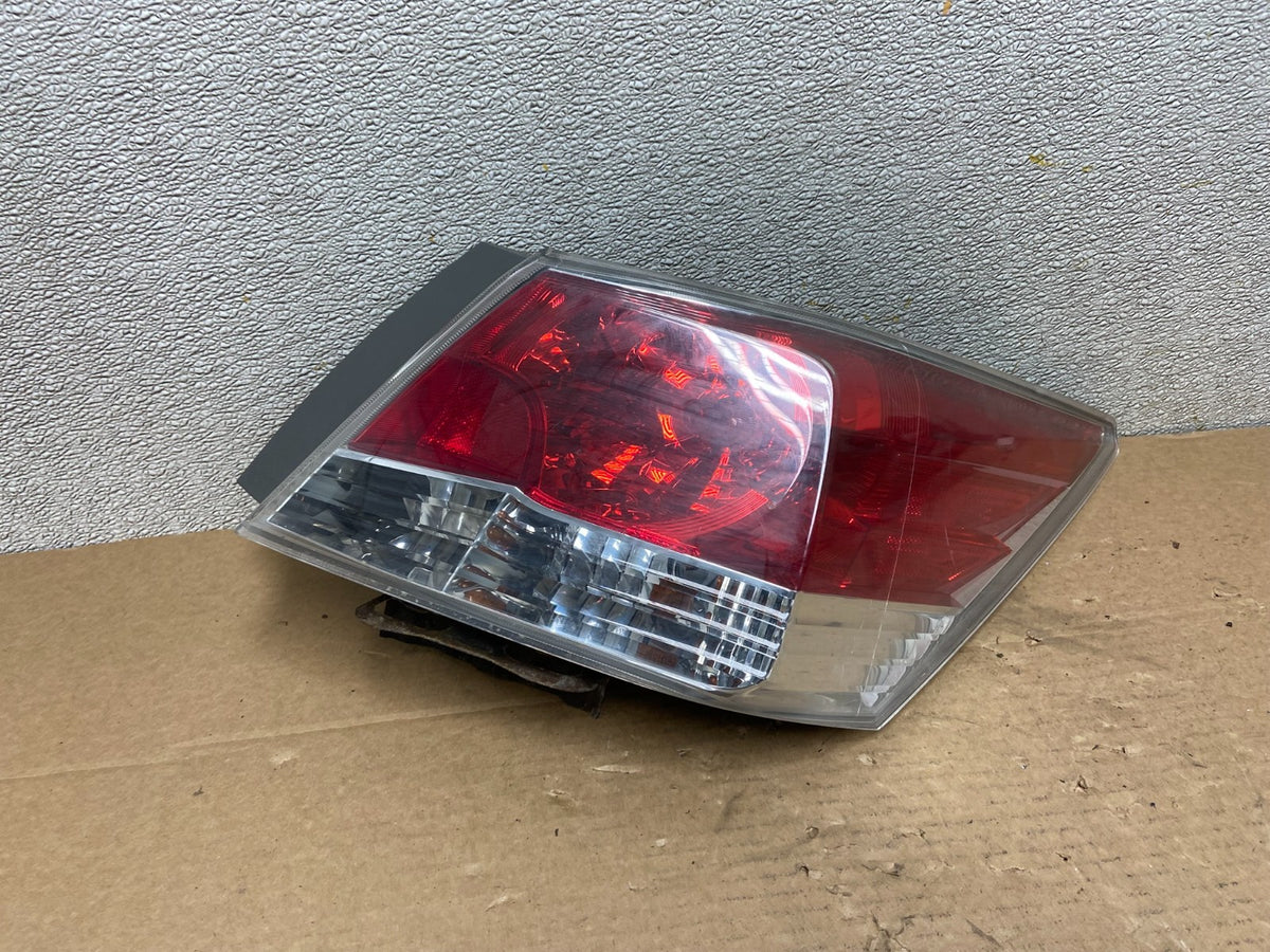 2008 to 2012 Honda Accord Sedan Tail light Right Passenger RH Side AB4493 LK0