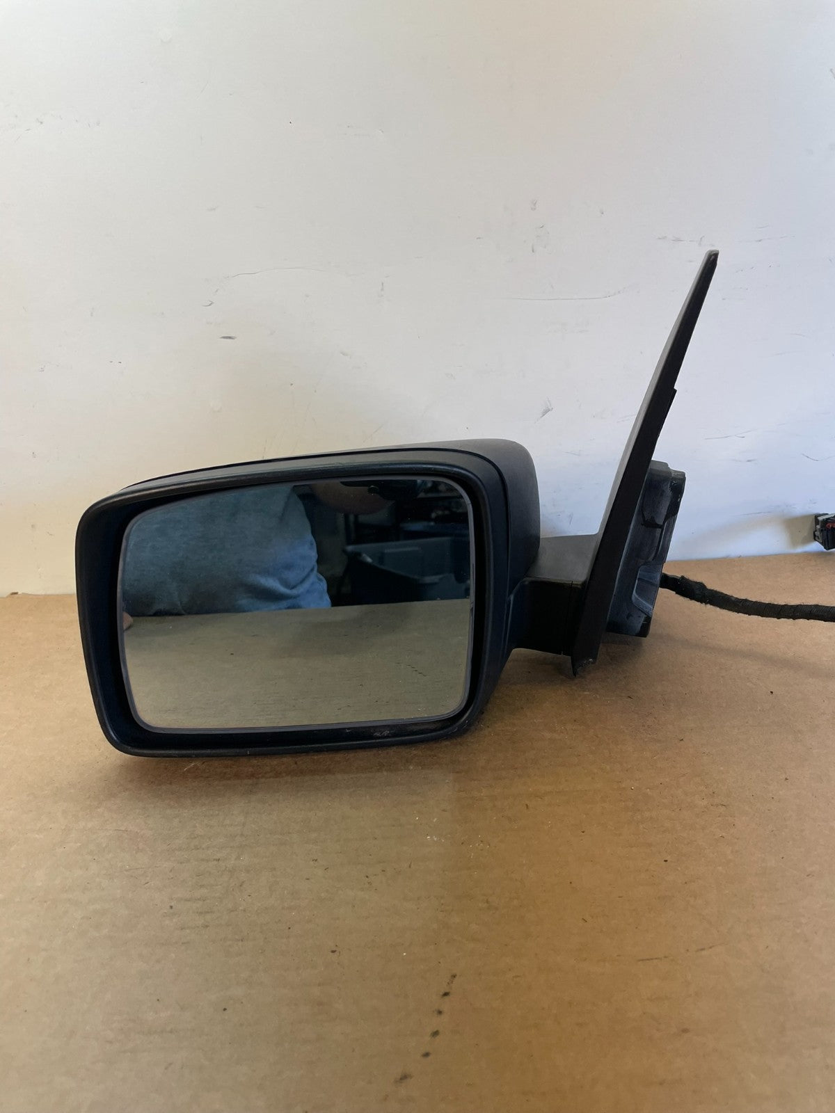 2005 to 2009 Land Rover Range Rover Left Driver View Door Mirror AF8621 DG8