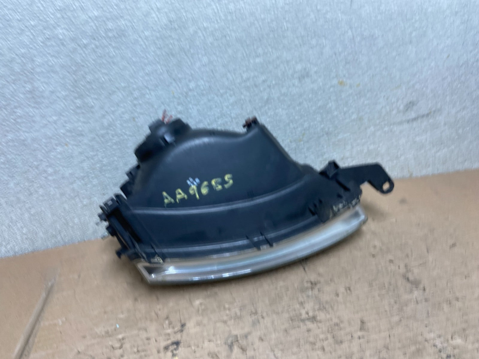 1999-2001 Toyota Solara Left Driver LH Halogen Headlight AA9685 DW6
