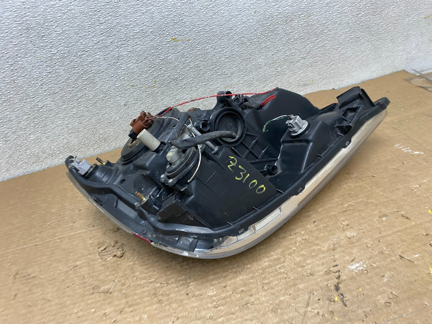 1999 to 2003 Lexus RX300 Left Driver LH Headlight Halogen Oem Z3100 DW9