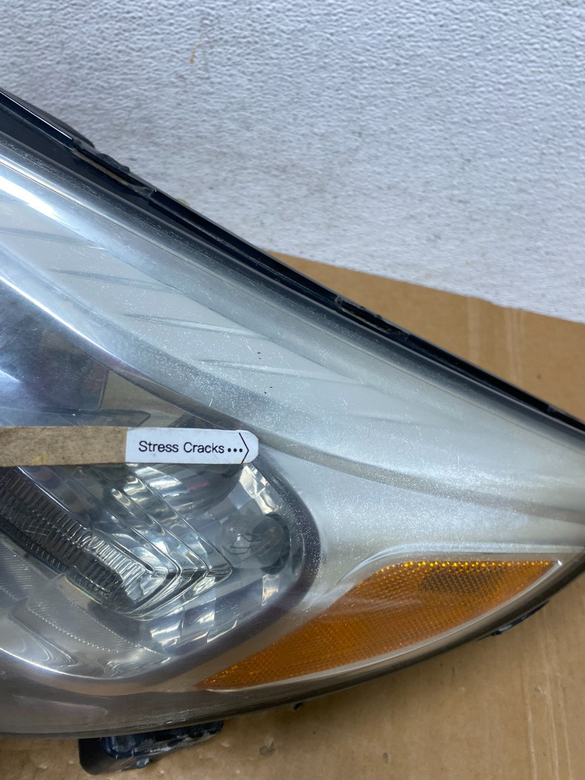 2013 2014 2015 Chevrolet Malibu Headlight Projector Left Driver Side AE03834