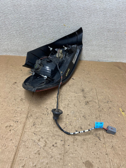 2000 - 2003 Mercury Sable Sedan Right Passenger Rh Side Tail Light OEM AA43555