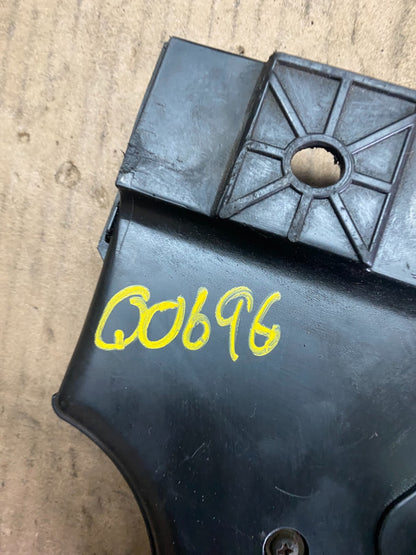 2003 to 2008 Nissan Murano Air Intake Cleaner Duct Q0696 DG10
