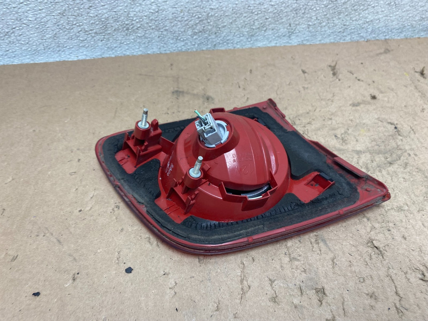 2004 2005 2006 Mazda 3 Sedan Right Passenger Side Tail Light inner OEM S4210 DW7