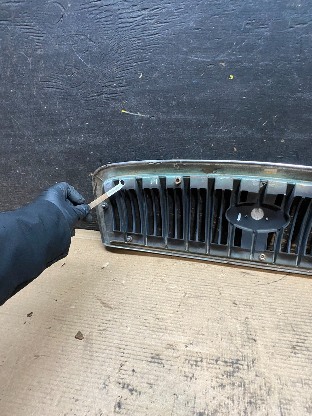 2001 to 2005 Hyundai Sonata Front Upper Grille Grill Bumper OEM V9466 DG6