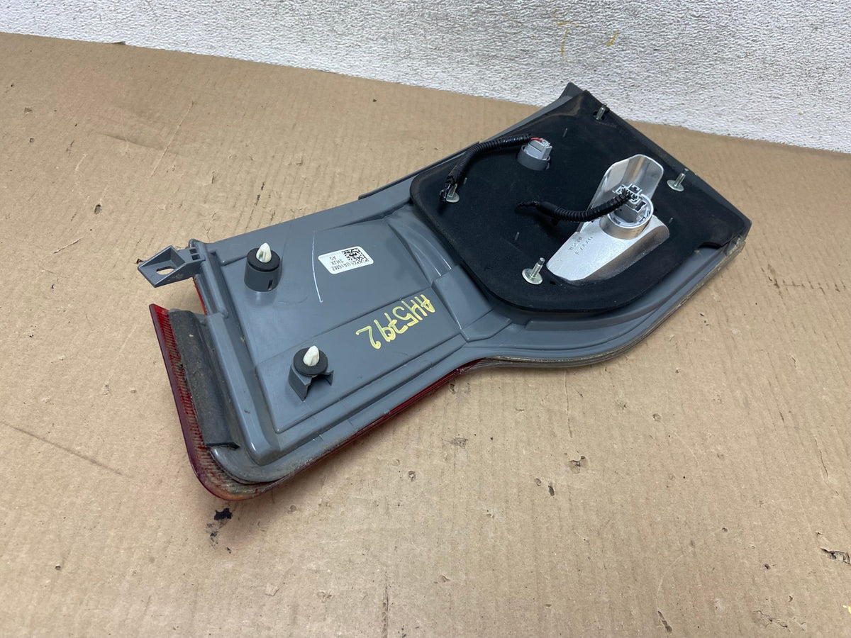 2008 to 2010 Honda Odyssey Left Driver LH Side Tail Light Inner AH5792 LK5