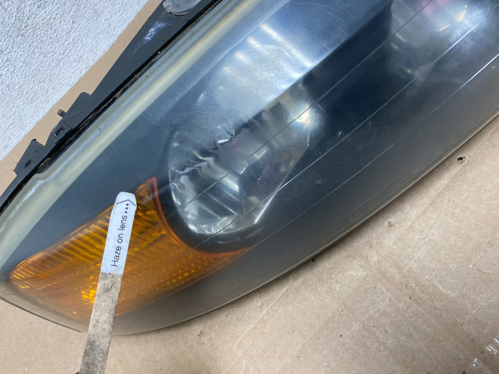 2000 to 2002 Lincoln Ls Right Passenger RH Side Headlight Halogen AE4946 DW4