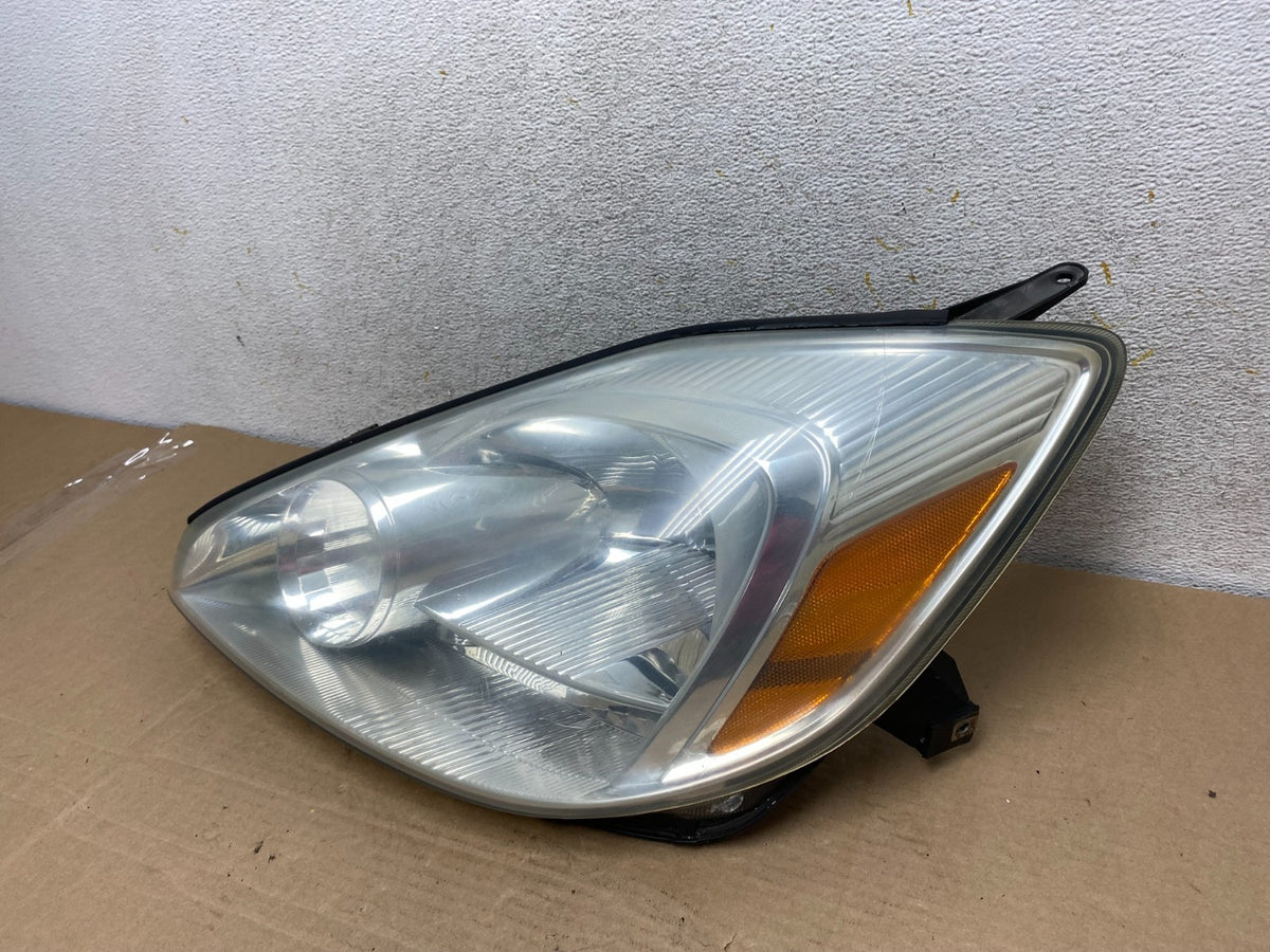 2004-2005 Toyota Sienna Left Driver LH Side Halogen Headlight AH9396 DW1