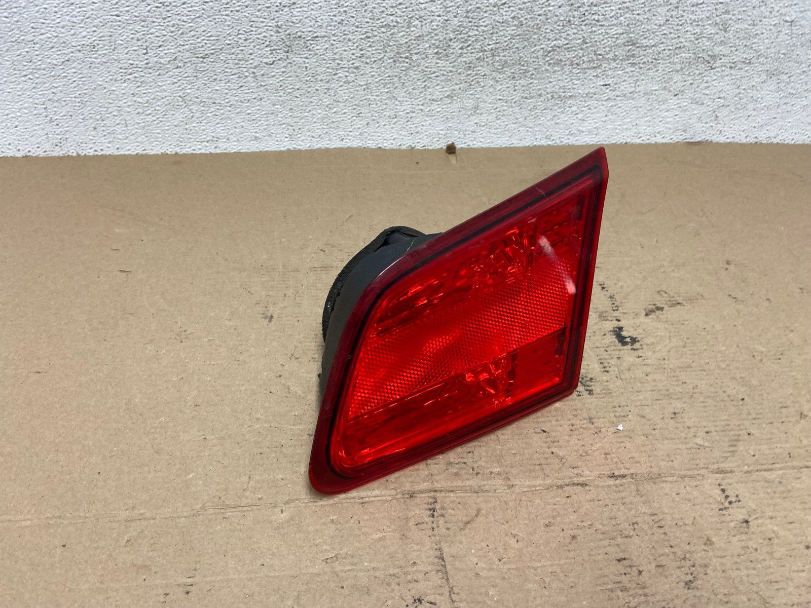 2010-2014 Subaru Legacy Right Passenger Rh Side Tail Light Inner AF4598 LK2