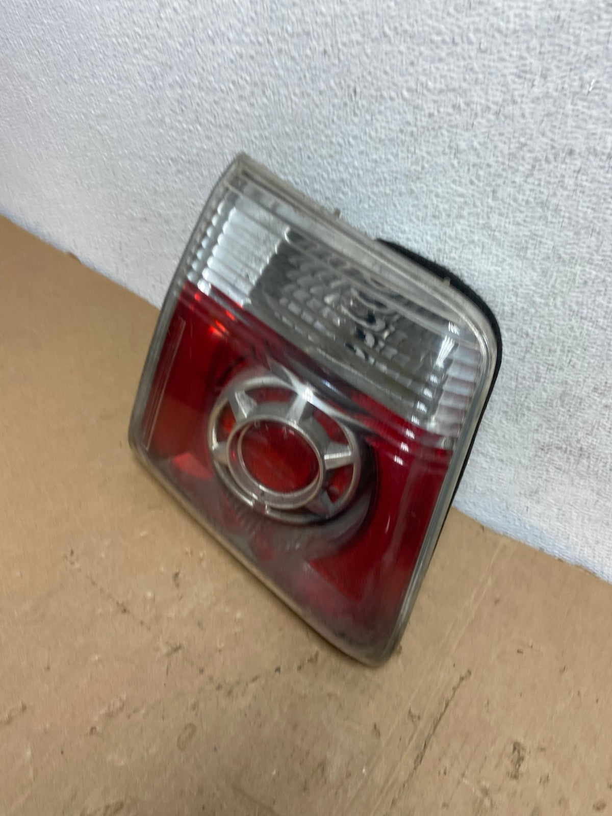 2007 to 2012 GMC Acadia Left Driver Lh Side Tail Light Inner AD7988 LK1