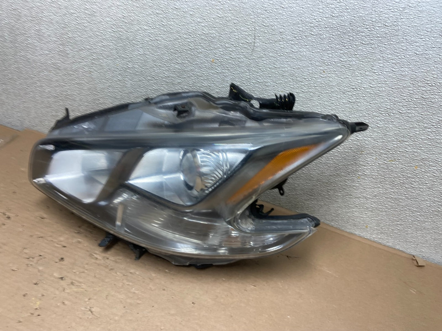 2009-2014 Nissan Maxima Headlight Left Driver Side Xenon HID OEM AB0125 DW1