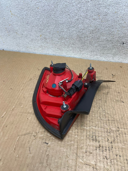 2008 2012 Chevrolet Malibu Left Driver Lh Side Tail Light AI6848 LK6