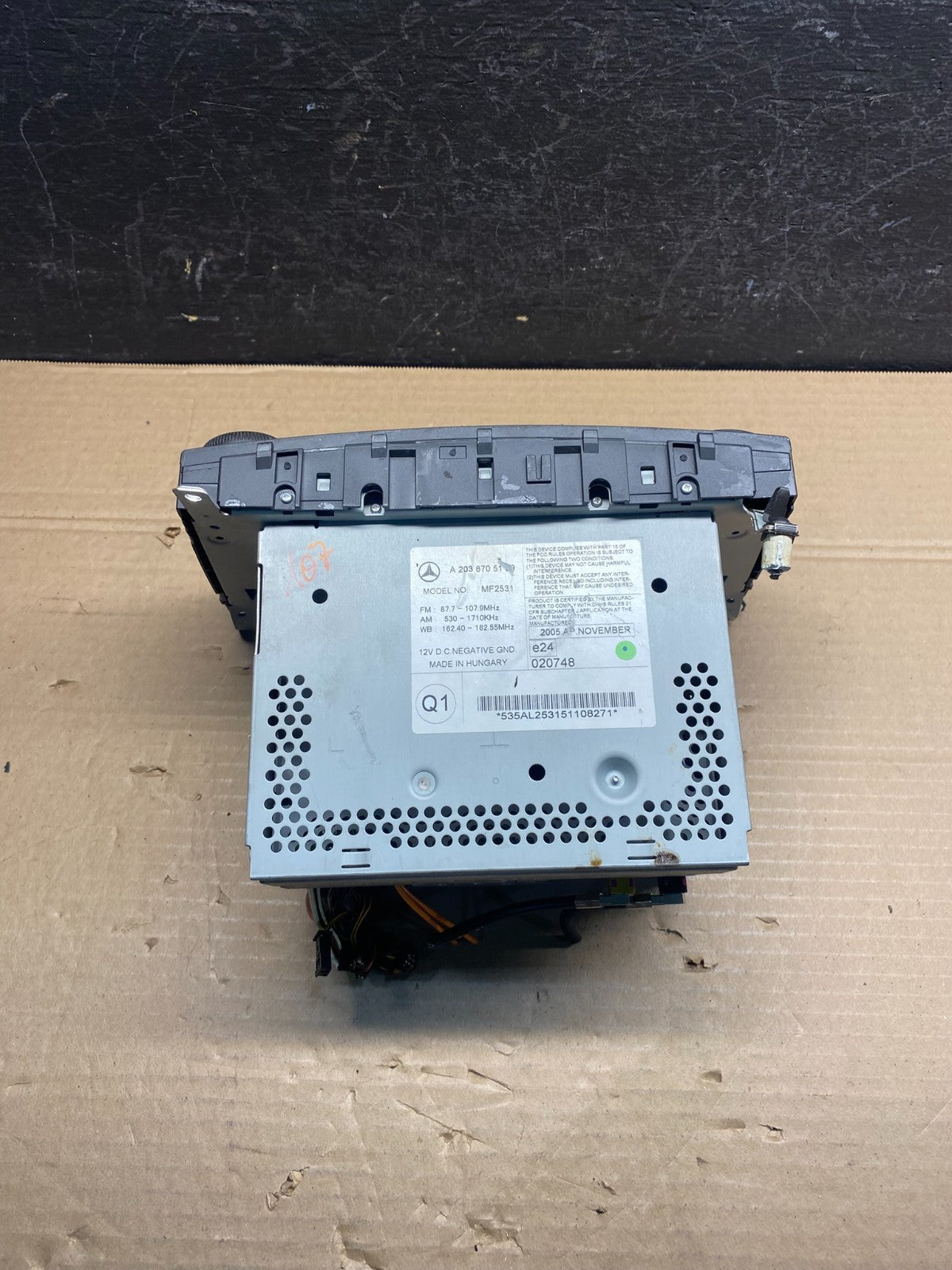 2005 2006 2007 Mercedes W203 C230 C240 Head Radio CD Player Stereo AD9518 DG4
