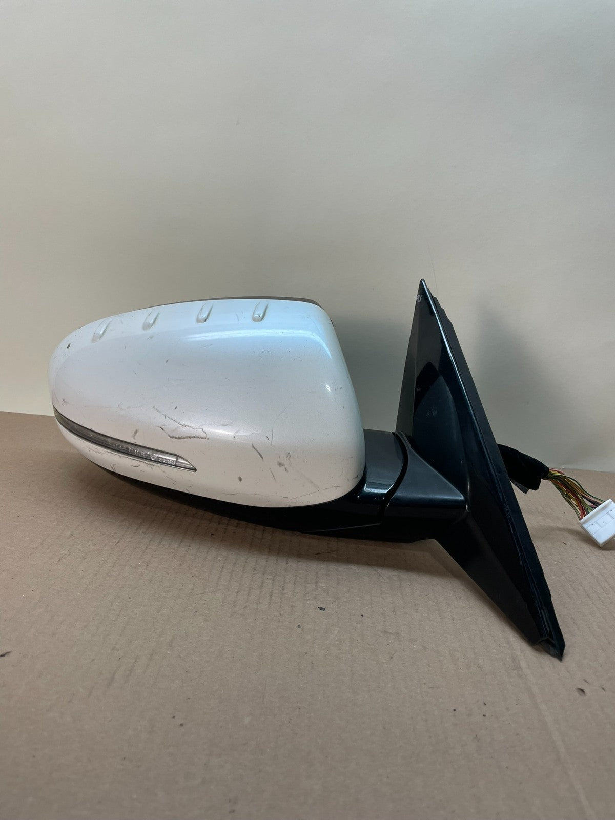2014 to 2016 Kia Cadenza Right Passenger RH Side View Door Mirror AI8713 DG0