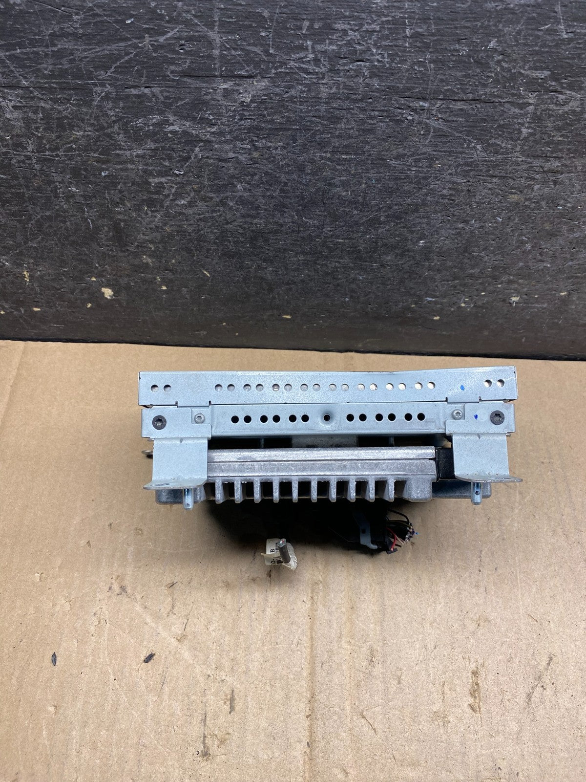 2013 to 2016 Ford Taurus Radio Information Display Screen Monitor aj0155 DG2
