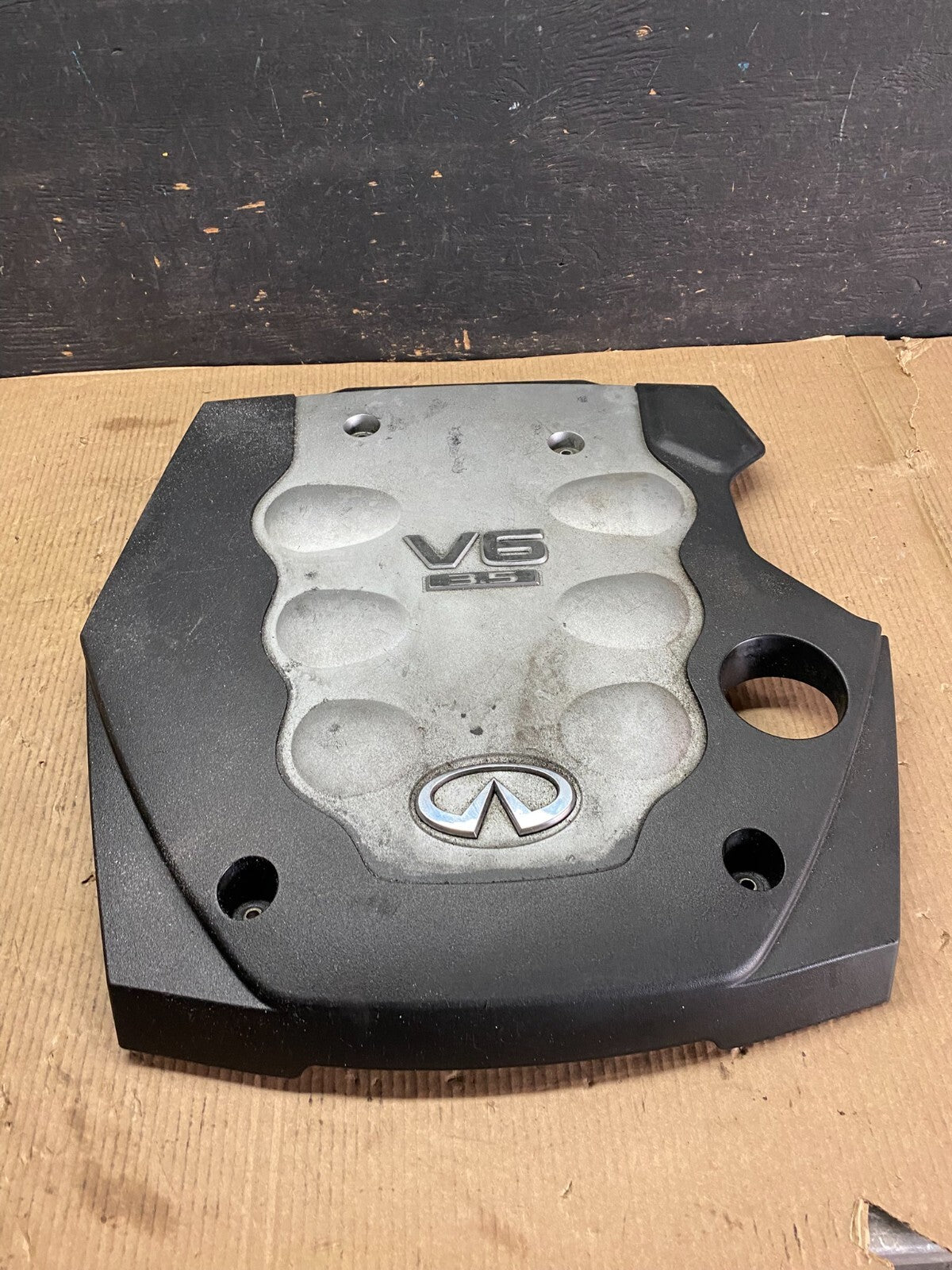 2003 to 2007 Infiniti FX35 M35 G35 V6 Engine Motor Cover OEM n8380 DG0
