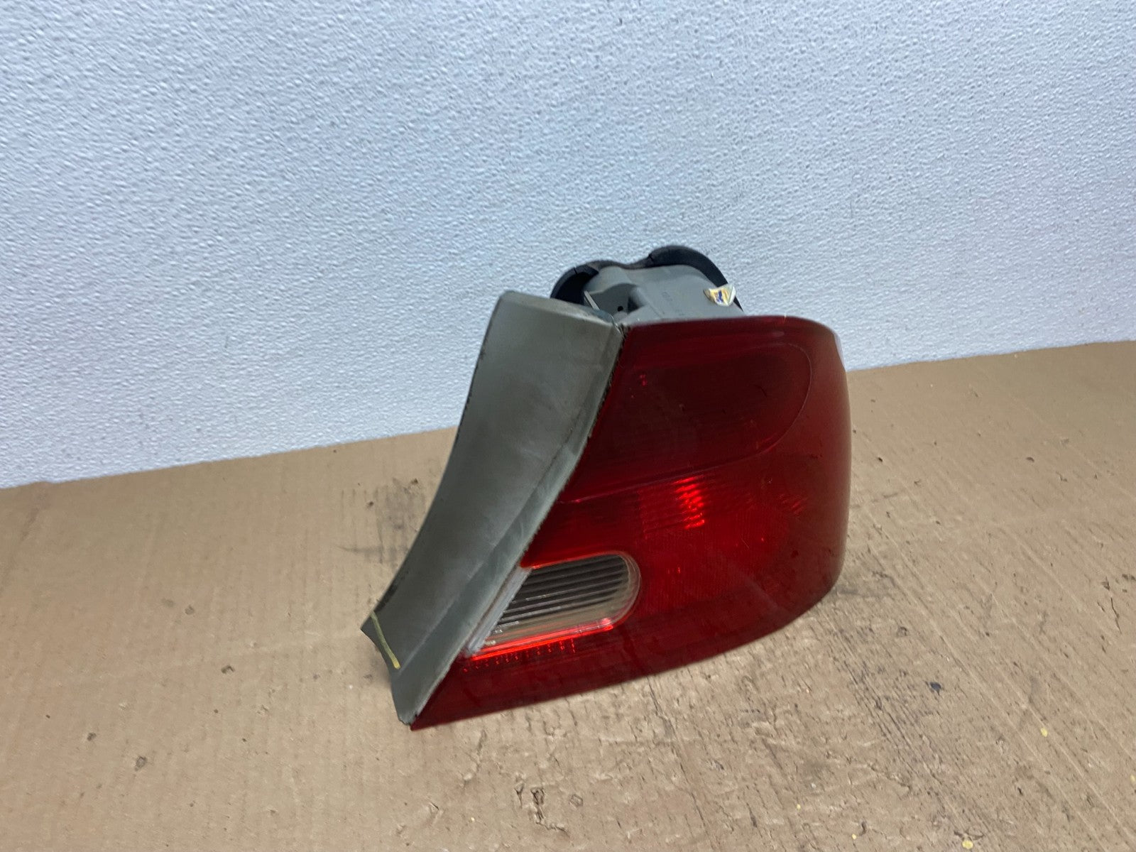 2001 to 2003 Honda Civic Coupe Right Passenger Rh Side Tail Light Oem AB8484 DW2