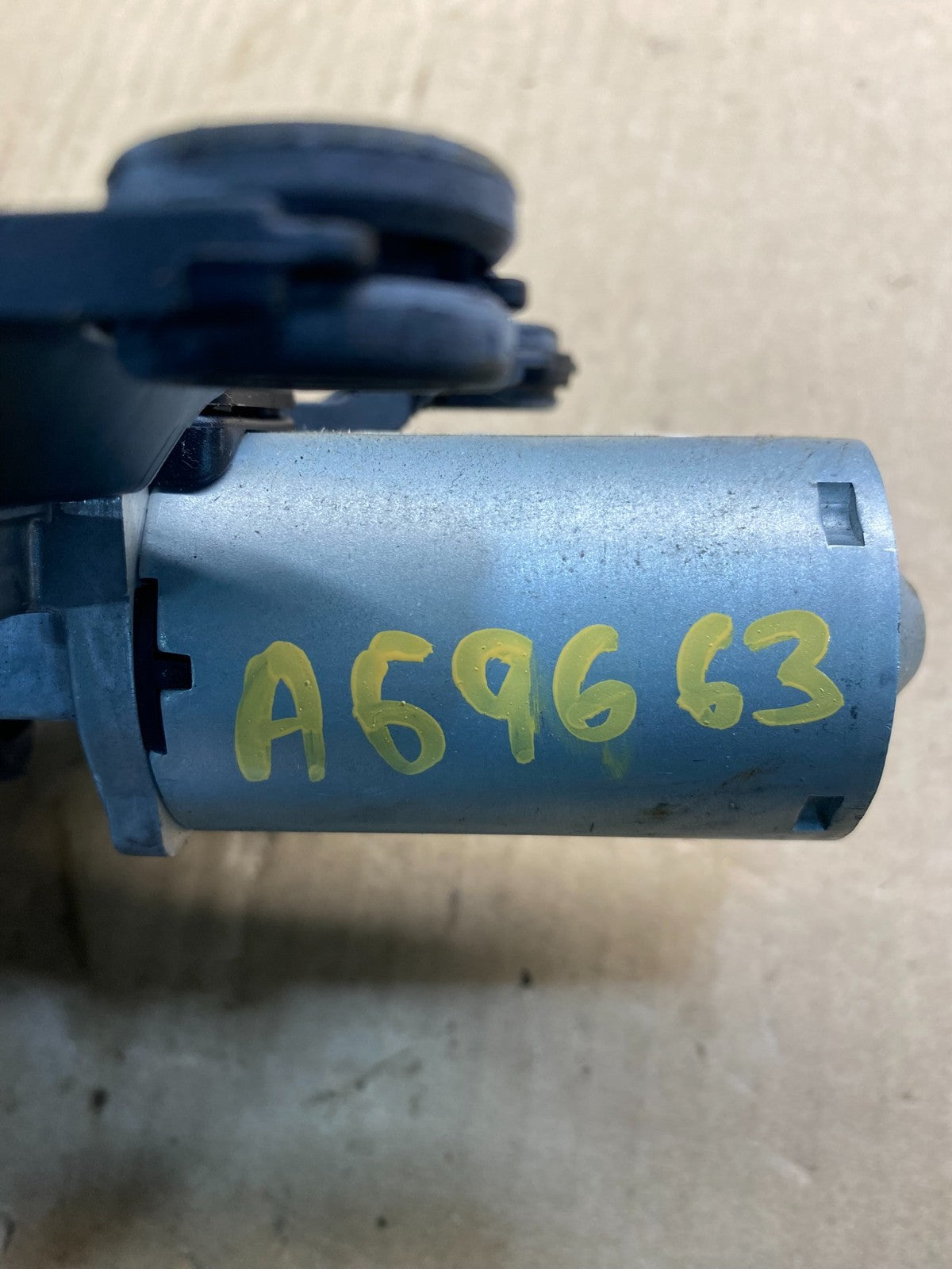 2013-2020 Nissan Pathfinder Back Door Rear Wiper Motor Wiper Blade AG9663 DG7