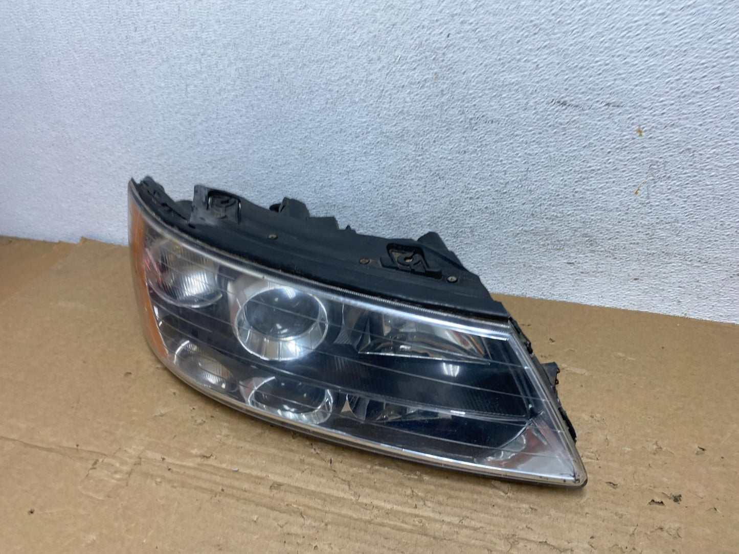 2006-2008 Hyundai Sonata Right Passenger Rh Side Headlight Halogen AD4090 DW1