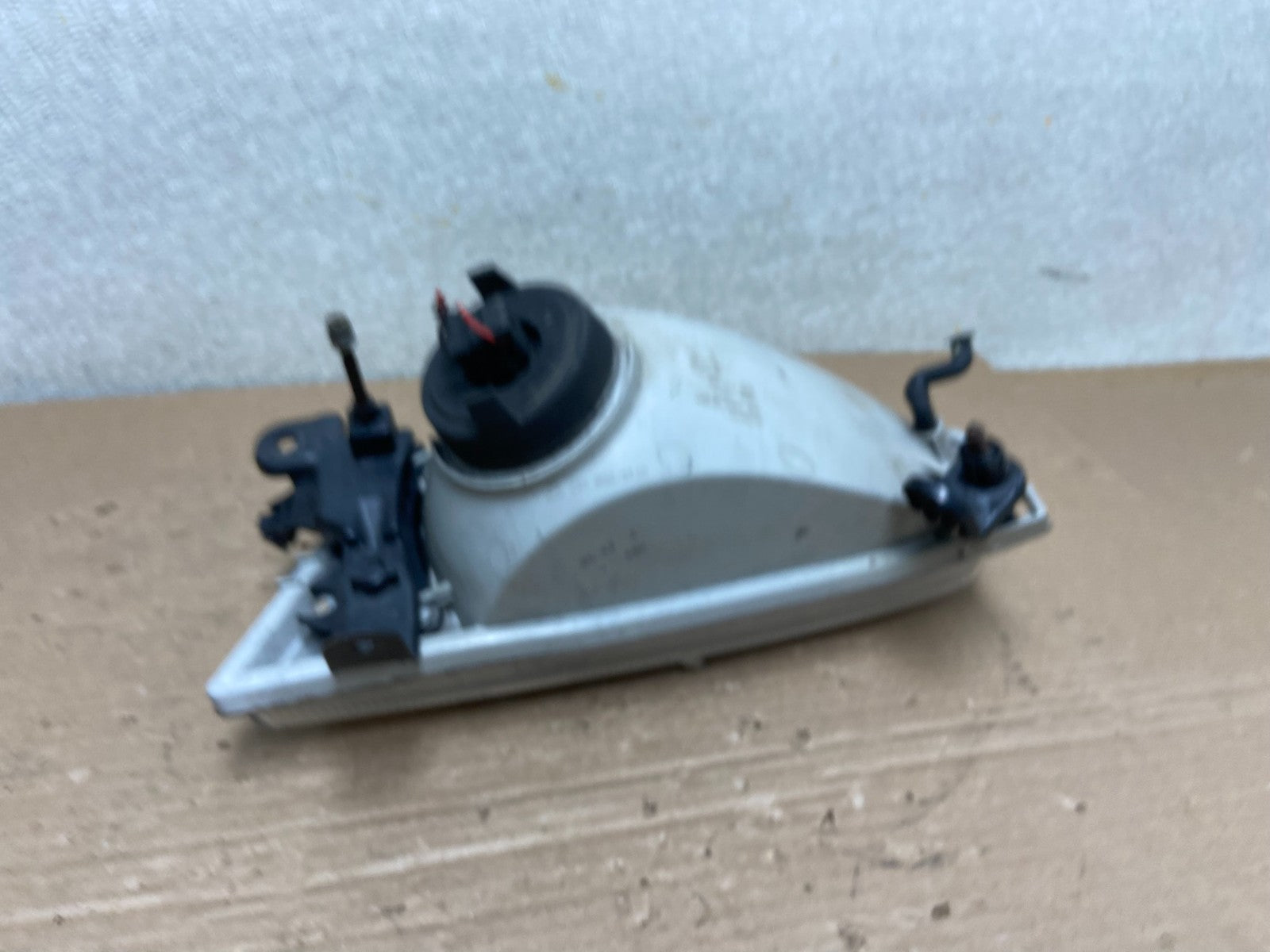1997 1998 1999 Toyota Camry Right Passenger RH Halogen Headlight AB1479 DW4